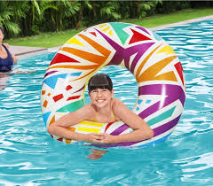 Geometric Swim Ring