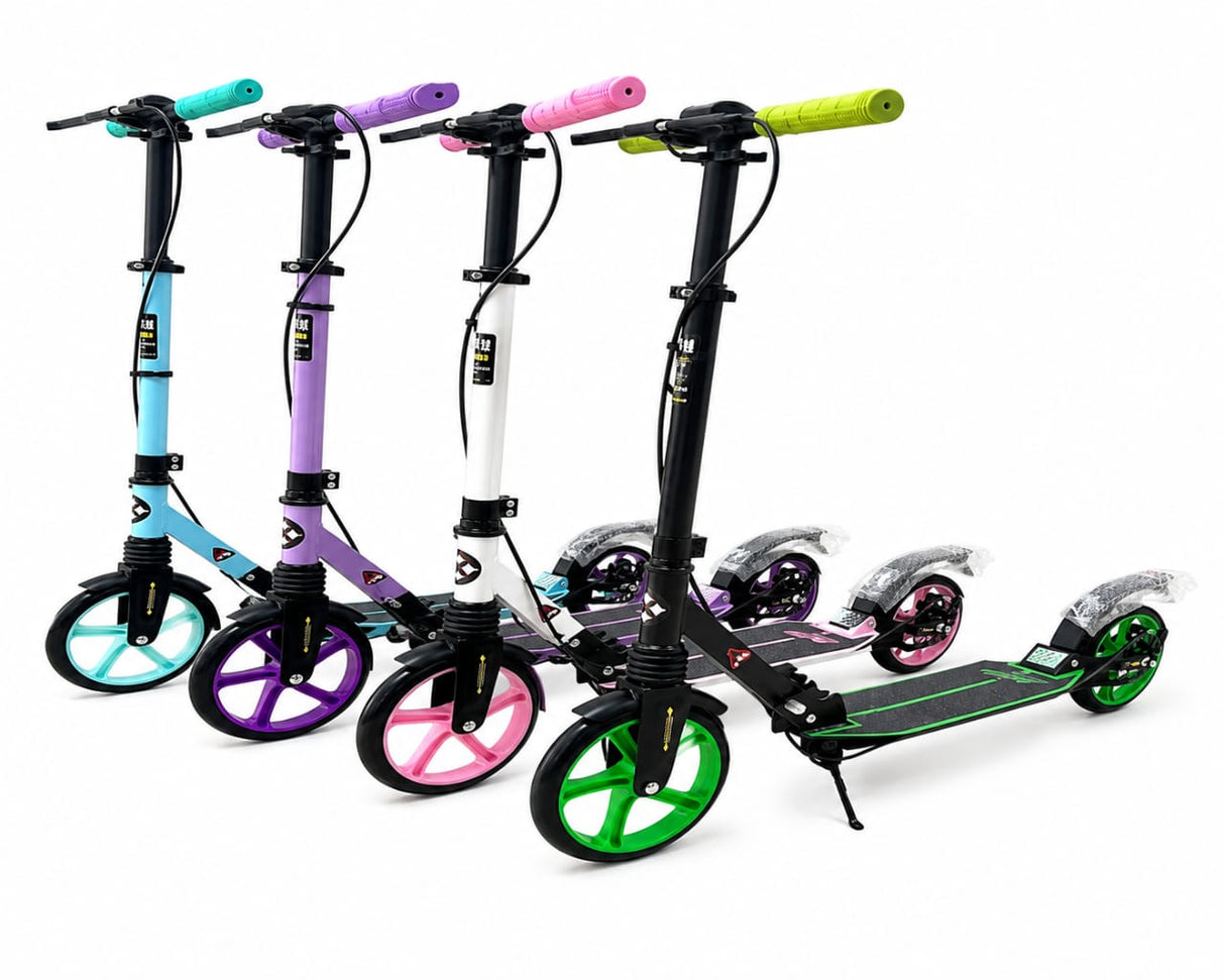 2 COLORED WHEELS SCOOTER