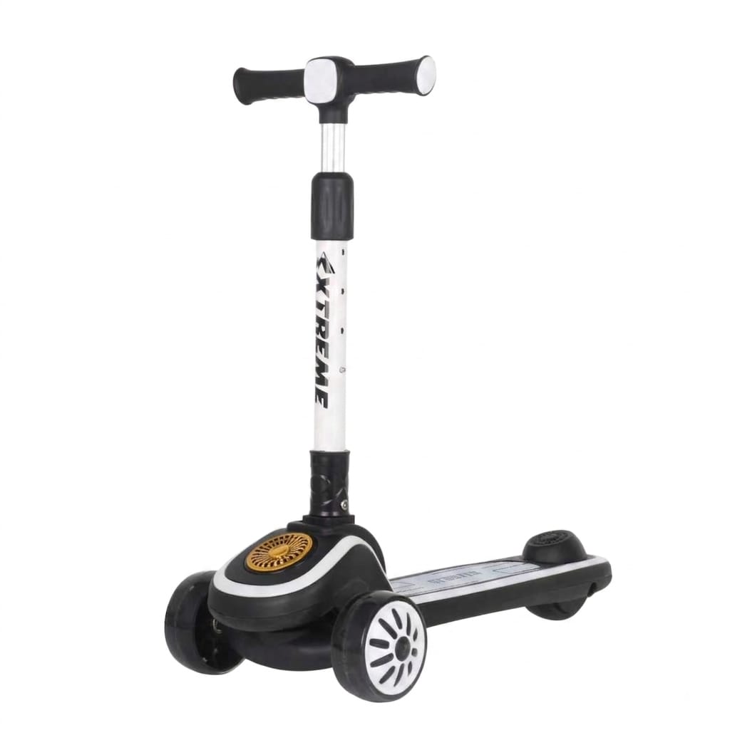 3 WHEEL PURPLE SCOOTER