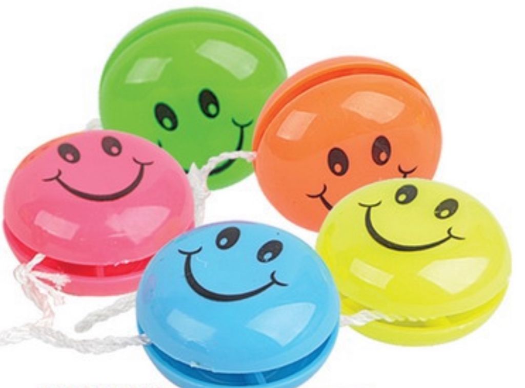 smiley face yoyo 6pcs 3.8cm